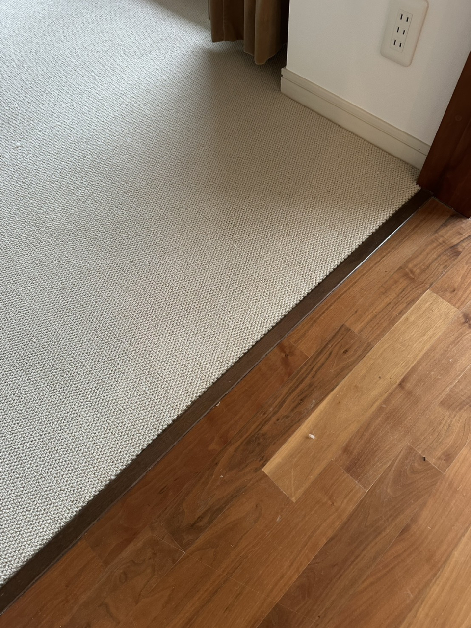 見切り剝がれ補修