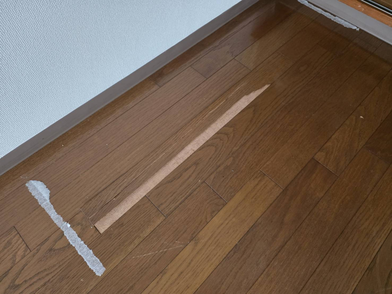 床の剥がれ補修
