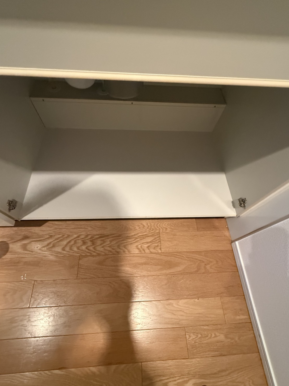 キッチンシンク底板ダイノックシート張り替え